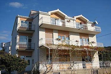 Hrvatska Privát Marina, Eksterijer